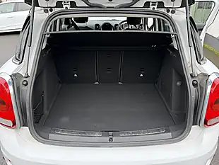 Used 2020 MINI Countryman Cooper Classic White - Interior and Exterior details 7