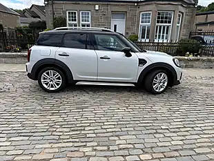 Used 2020 MINI Countryman Cooper Exclusive Silver - Interior and Exterior details 10