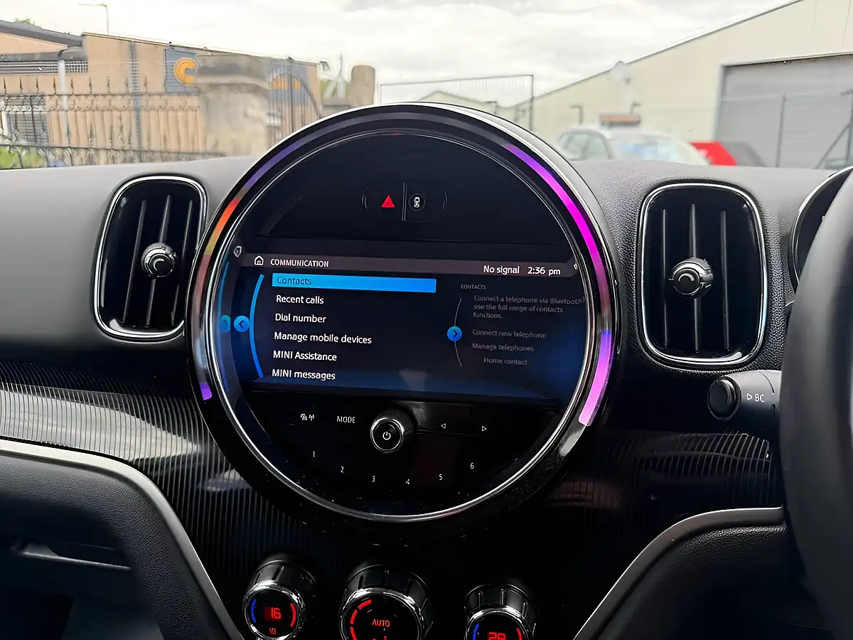 Used 2020 MINI Countryman Cooper Exclusive Silver - Interior and Exterior details 17