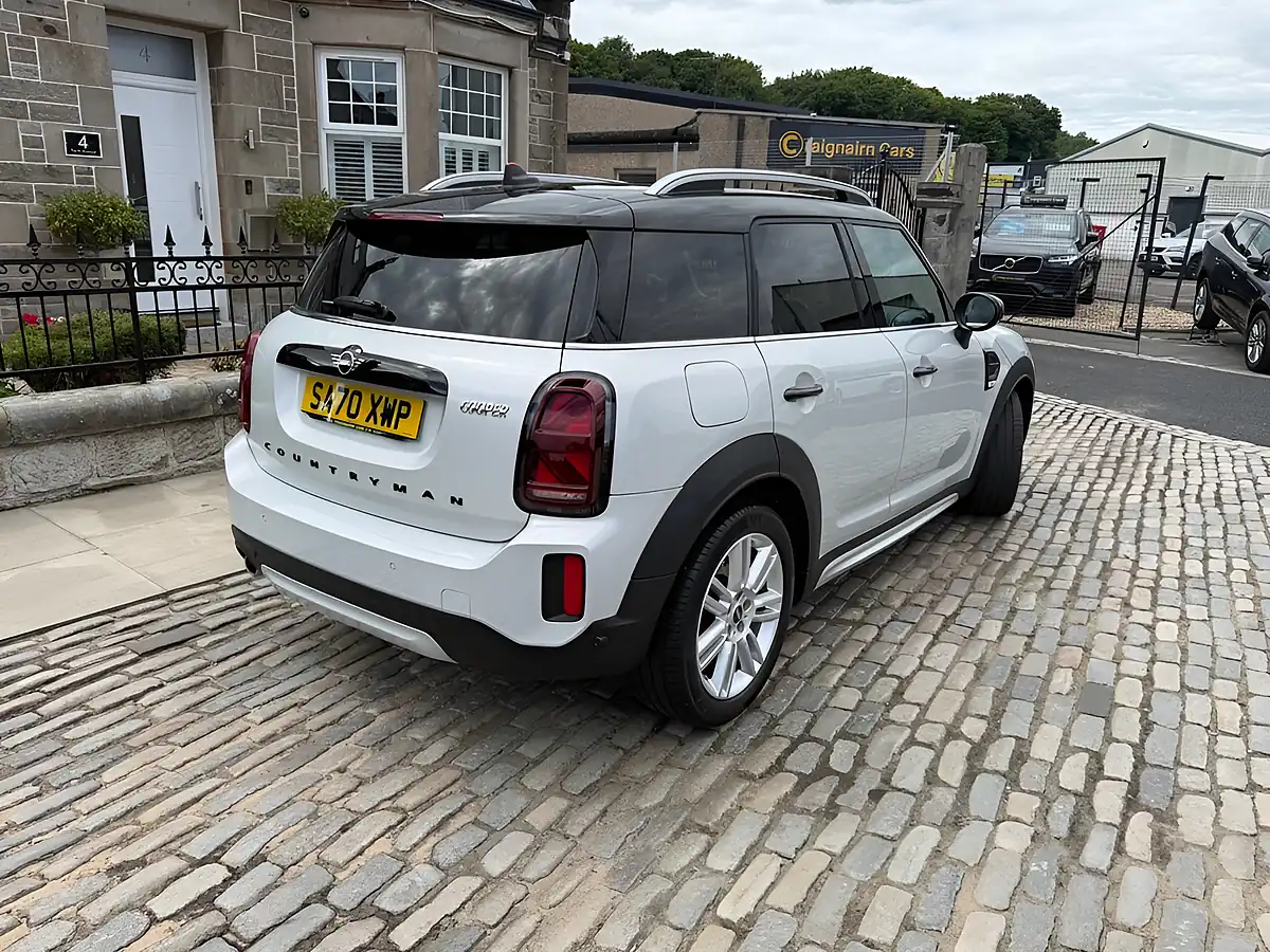 Used 2020 MINI Countryman Cooper Exclusive Silver - Interior and Exterior details 8
