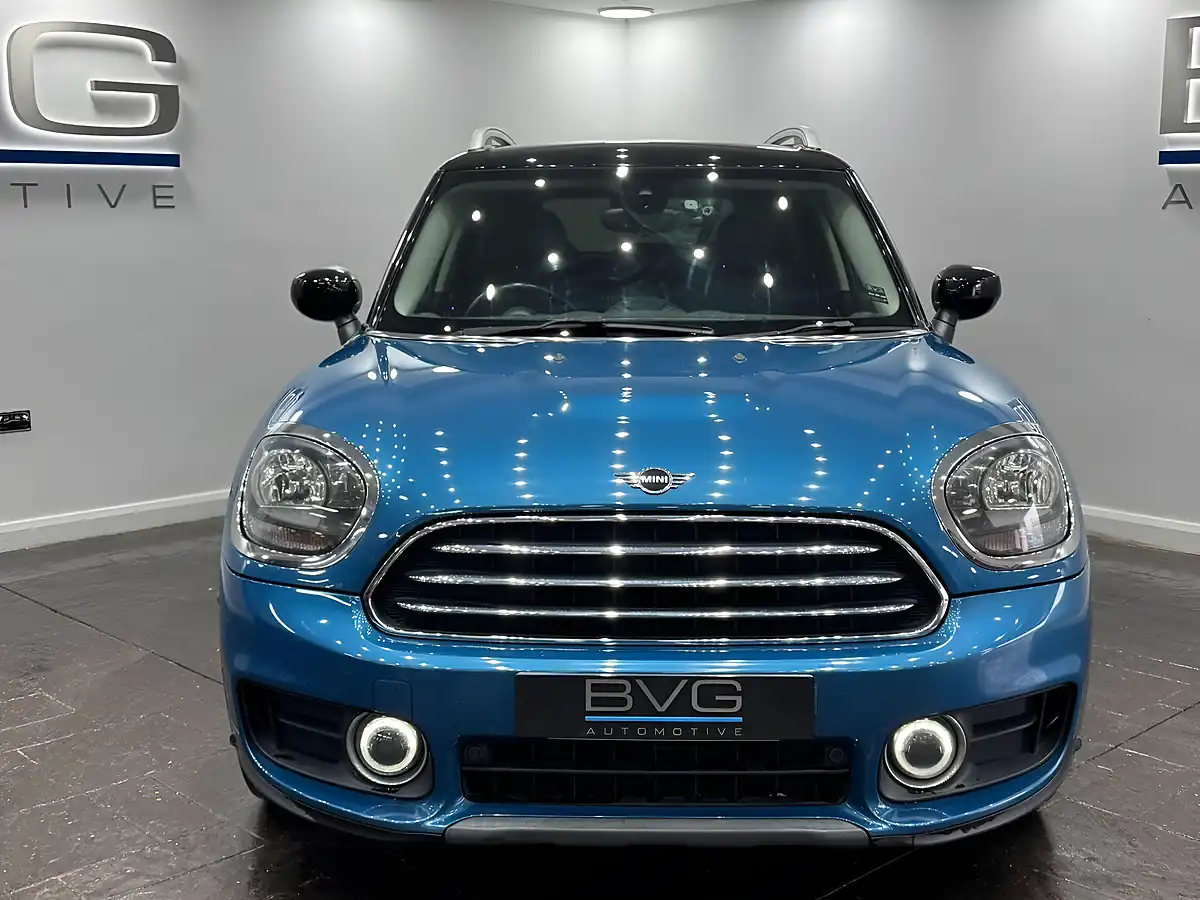 Used 2020 MINI Countryman Exclusive Blue - Interior and Exterior details 4
