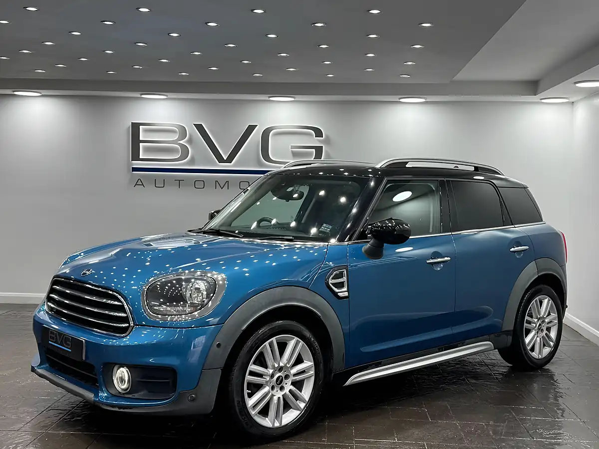 Used 2020 MINI Countryman Exclusive Blue - Interior and Exterior details 5