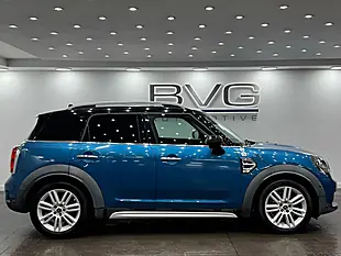 Used 2020 MINI Countryman Exclusive Blue - Interior and Exterior details 8