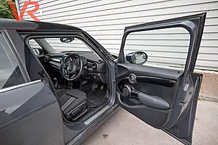 Used 2020 MINI Hatch Classic Thunder Grey - Interior and Exterior details 16