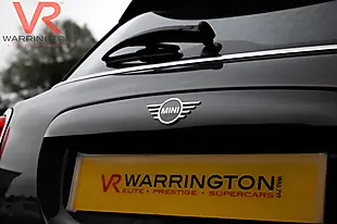 Used 2020 MINI Hatch Classic Thunder Grey - Interior and Exterior details 6