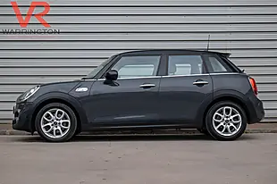 Used 2020 MINI Hatch Classic Thunder Grey - Interior and Exterior details 9