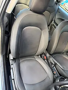 Used 2020 MINI Hatch Classic White - Interior and Exterior details 13
