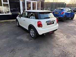 Used 2020 MINI Hatch Classic White - Interior and Exterior details 6