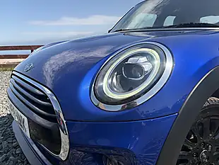 Used 2020 MINI Hatch Cooper Classic Blue - Interior and Exterior details 2