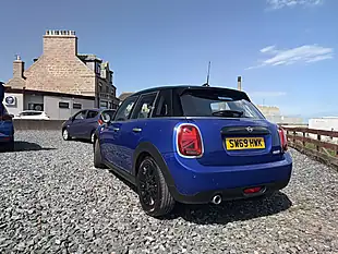 Used 2020 MINI Hatch Cooper Classic Blue - Interior and Exterior details 9