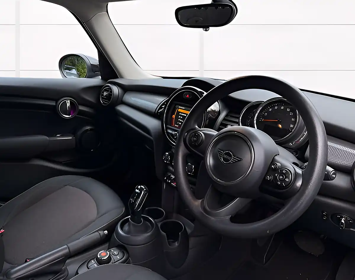 Used 2020 MINI Hatch Cooper Classic Emerald Grey - Interior and Exterior details 9