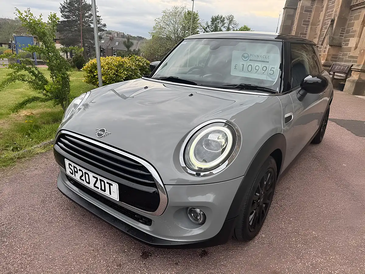 Used 2020 MINI Hatch Cooper Classic Grey - Interior and Exterior details 10