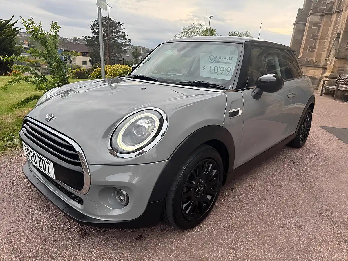 Used 2020 MINI Hatch Cooper Classic Grey - Interior and Exterior details 3