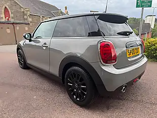 Used 2020 MINI Hatch Cooper Classic Grey - Interior and Exterior details 5