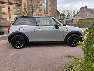 Used 2020 MINI Hatch Cooper Classic Grey - Interior and Exterior details 6