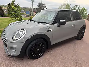 Used 2020 MINI Hatch Cooper Classic Grey - Interior and Exterior details 8