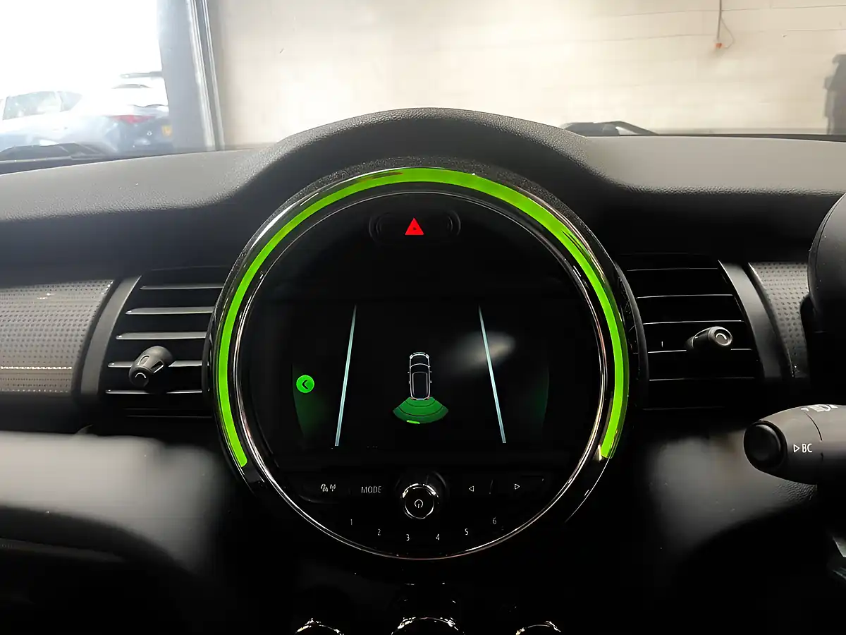 Used 2020 MINI Hatch Cooper Classic Grey - Interior and Exterior details 13