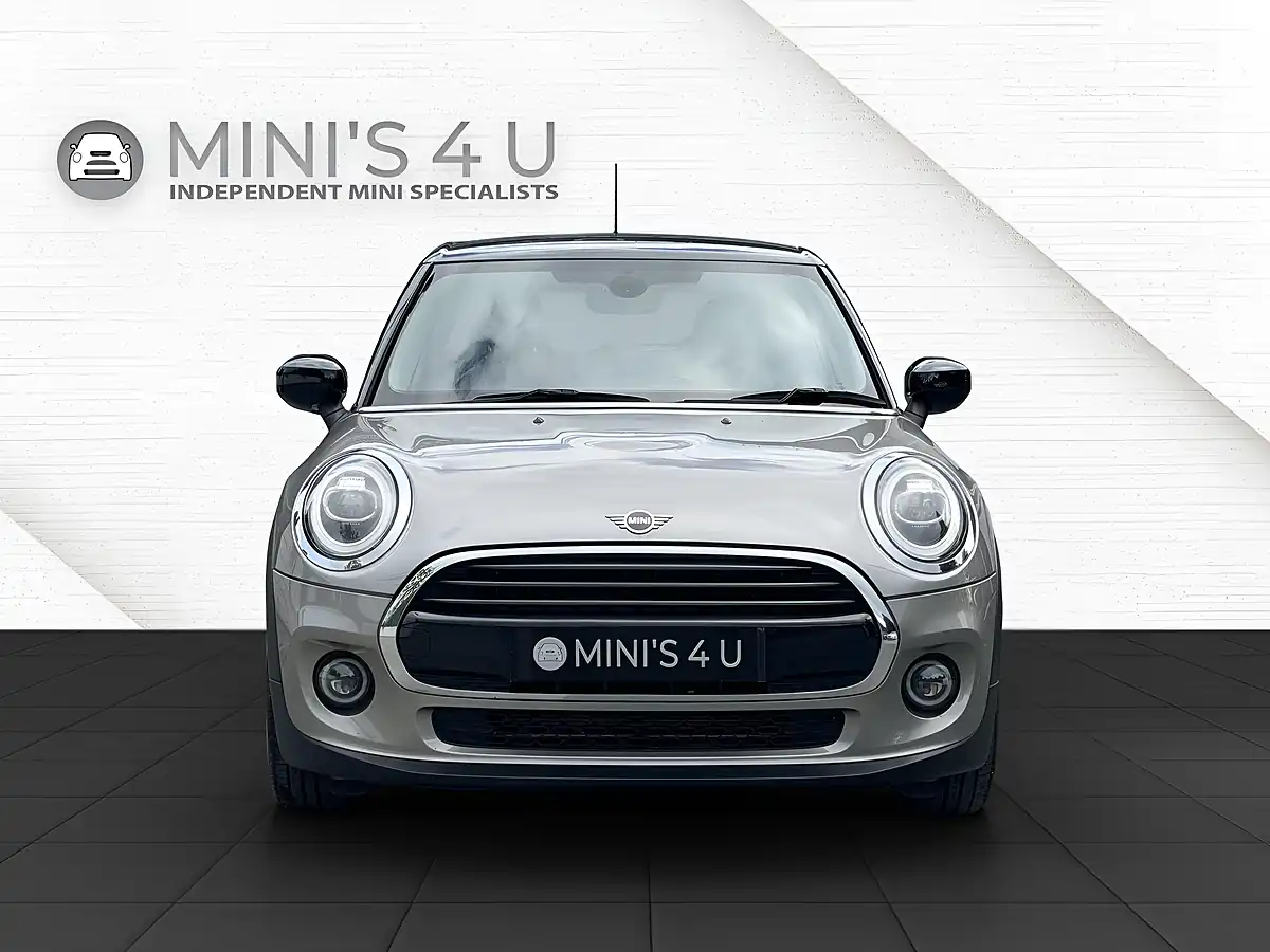 Used 2020 MINI Hatch Cooper Classic Melting Silver - Interior and Exterior details 6