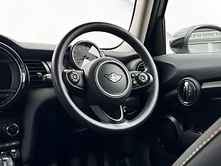 Used 2020 MINI Hatch Cooper Classic Melting Silver - Interior and Exterior details 8
