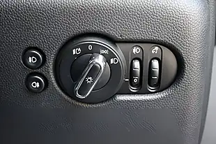 Used 2020 MINI Hatch Cooper Classic Moonwalk Grey - Interior and Exterior details 19