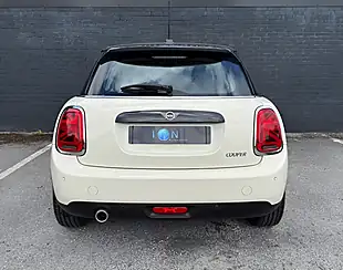 Used 2020 MINI Hatch Cooper Classic Pepper White - Interior and Exterior details 15