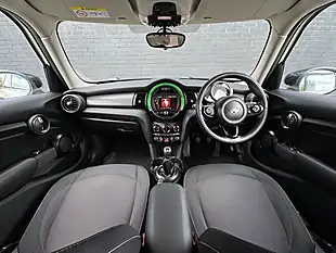 Used 2020 MINI Hatch Cooper Classic Pepper White - Interior and Exterior details 16