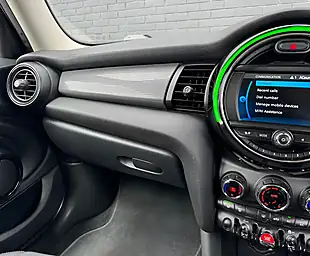 Used 2020 MINI Hatch Cooper Classic Pepper White - Interior and Exterior details 20