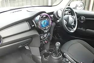 Used 2020 MINI Hatch Cooper Classic Pepper White - Interior and Exterior details 10