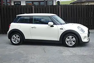 Used 2020 MINI Hatch Cooper Classic Pepper White - Interior and Exterior details 2