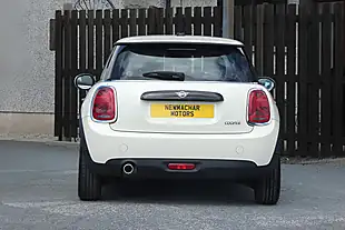 Used 2020 MINI Hatch Cooper Classic Pepper White - Interior and Exterior details 3