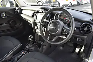 Used 2020 MINI Hatch Cooper Classic Silver - Interior and Exterior details 10