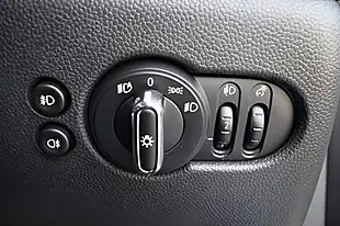 Used 2020 MINI Hatch Cooper Classic Silver - Interior and Exterior details 17