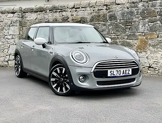 2020 MINI Hatch Cooper Exclusive 1.5