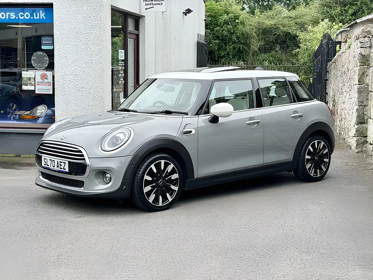 Used 2020 MINI Hatch Cooper Exclusive Grey - Interior and Exterior details 10