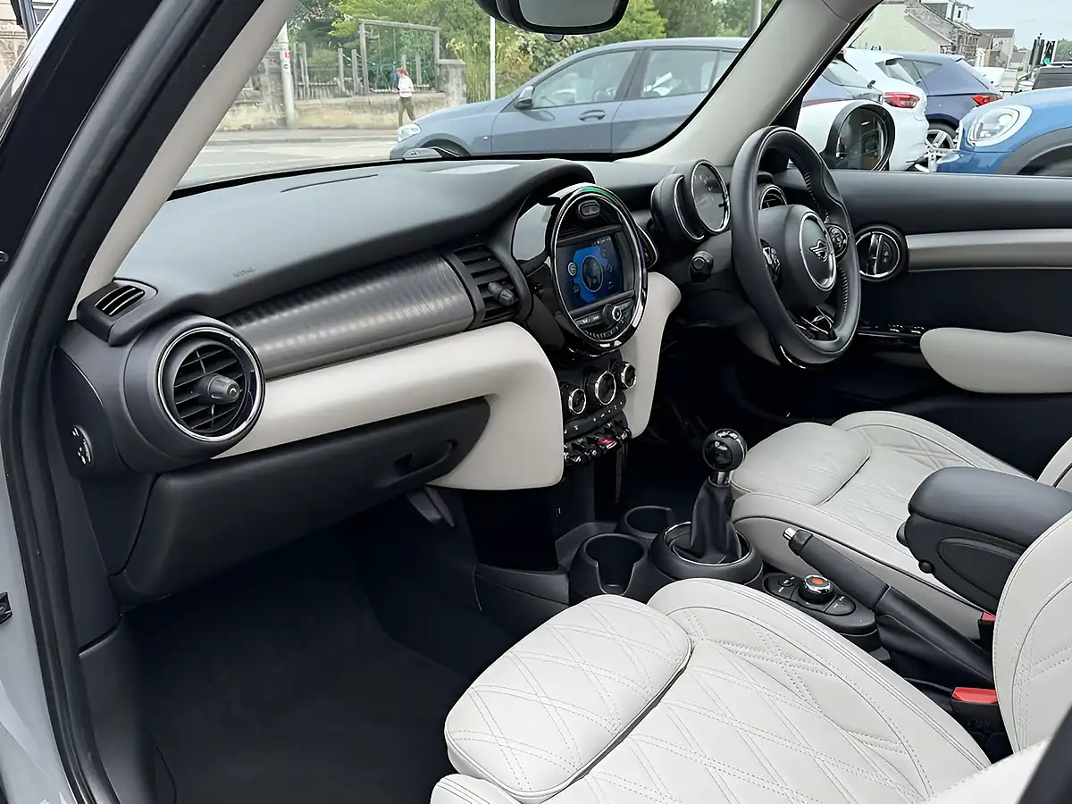 Used 2020 MINI Hatch Cooper Exclusive Grey - Interior and Exterior details 19