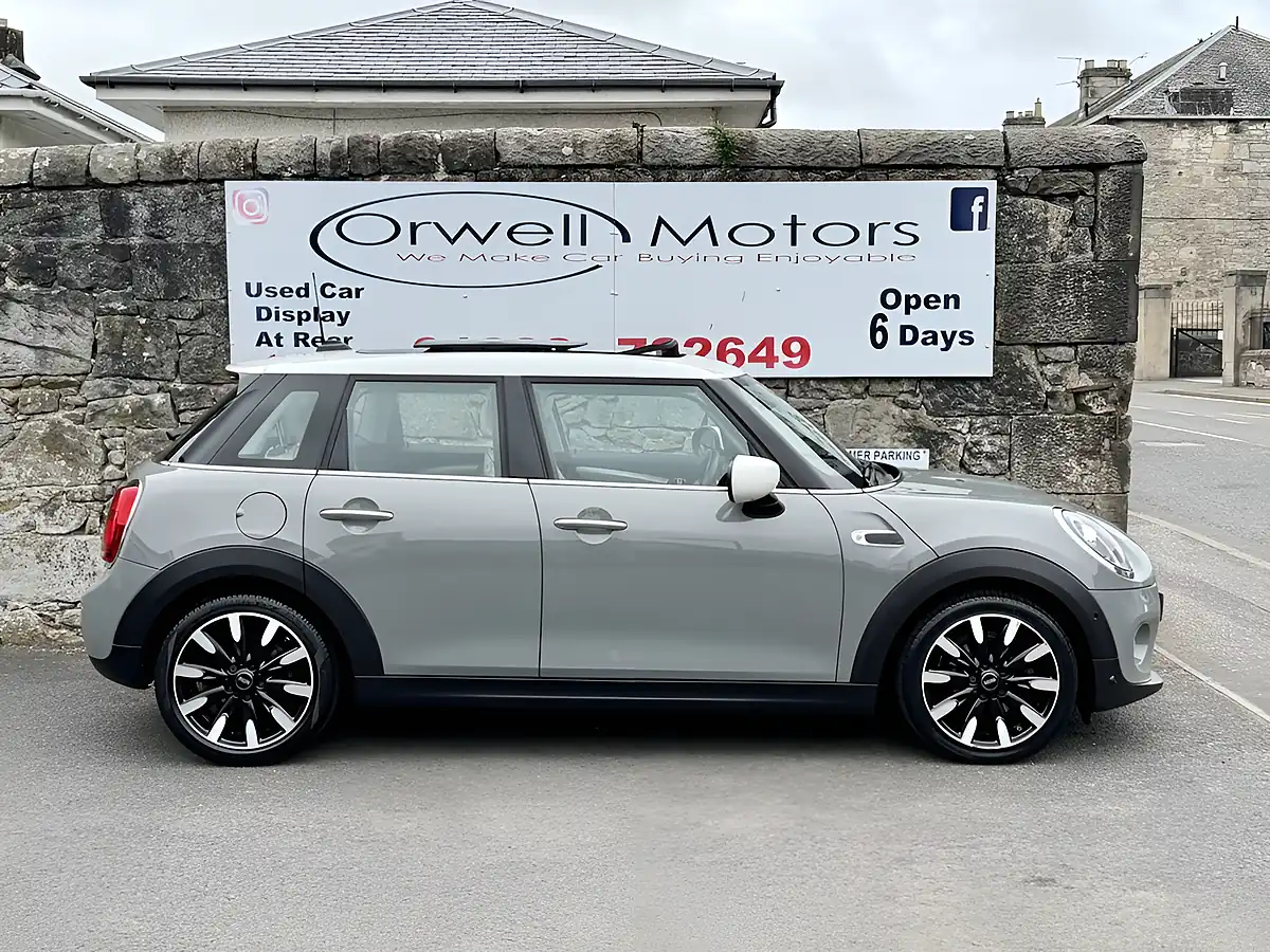 Used 2020 MINI Hatch Cooper Exclusive Grey - Interior and Exterior details 3