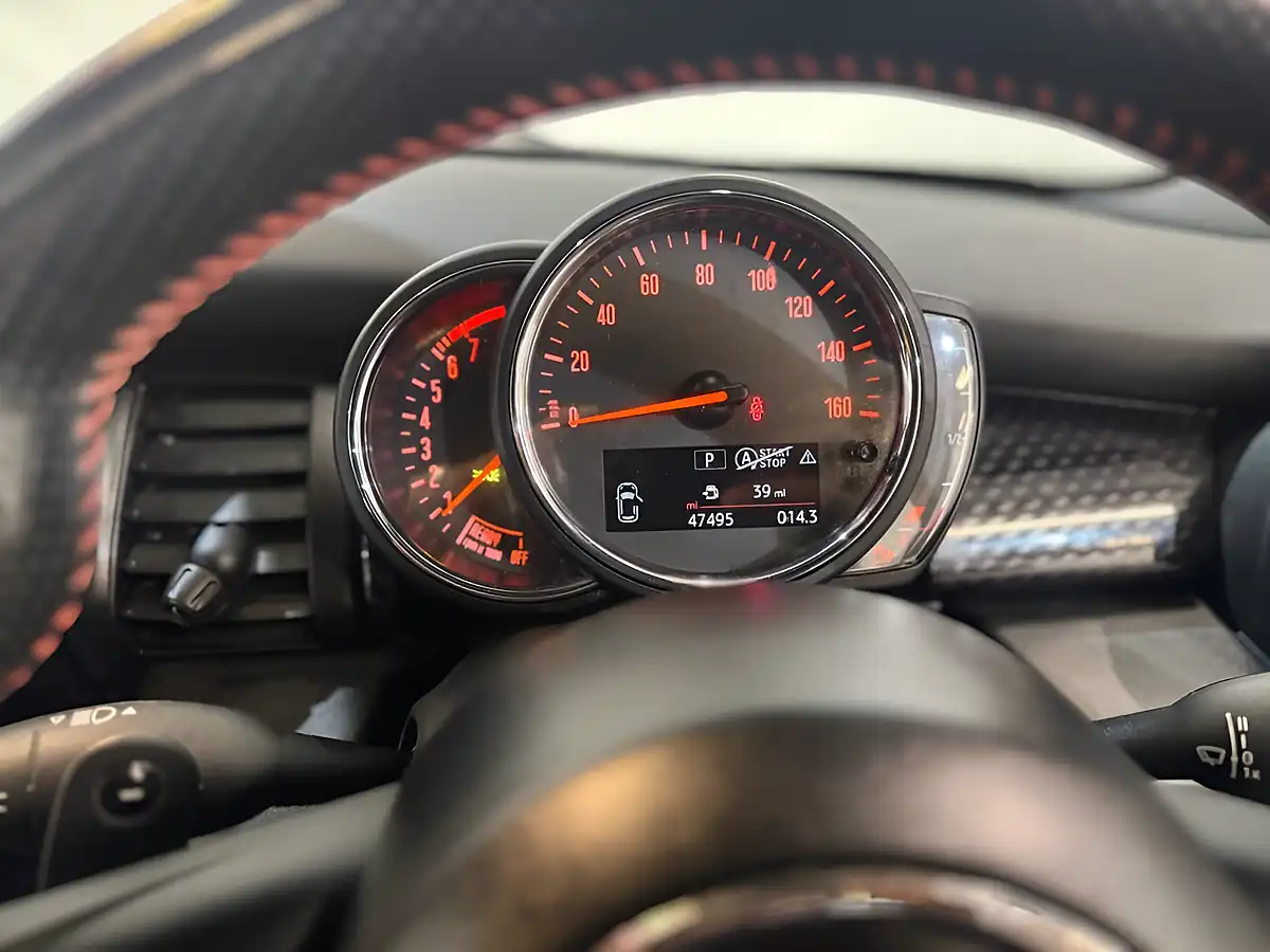 Used 2020 MINI Hatch Cooper S Sport Black - Interior and Exterior details 12