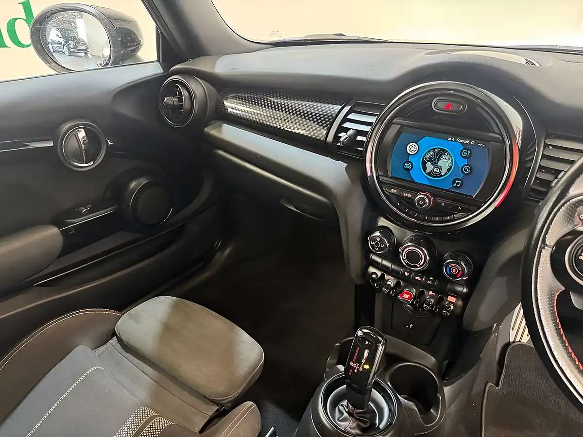 Used 2020 MINI Hatch Cooper S Sport Black - Interior and Exterior details 15
