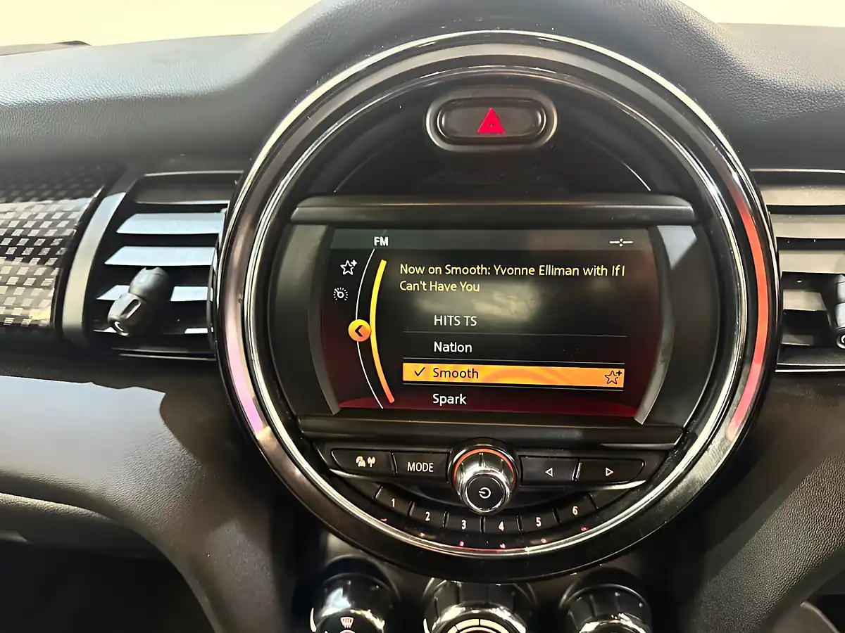 Used 2020 MINI Hatch Cooper S Sport Black - Interior and Exterior details 18