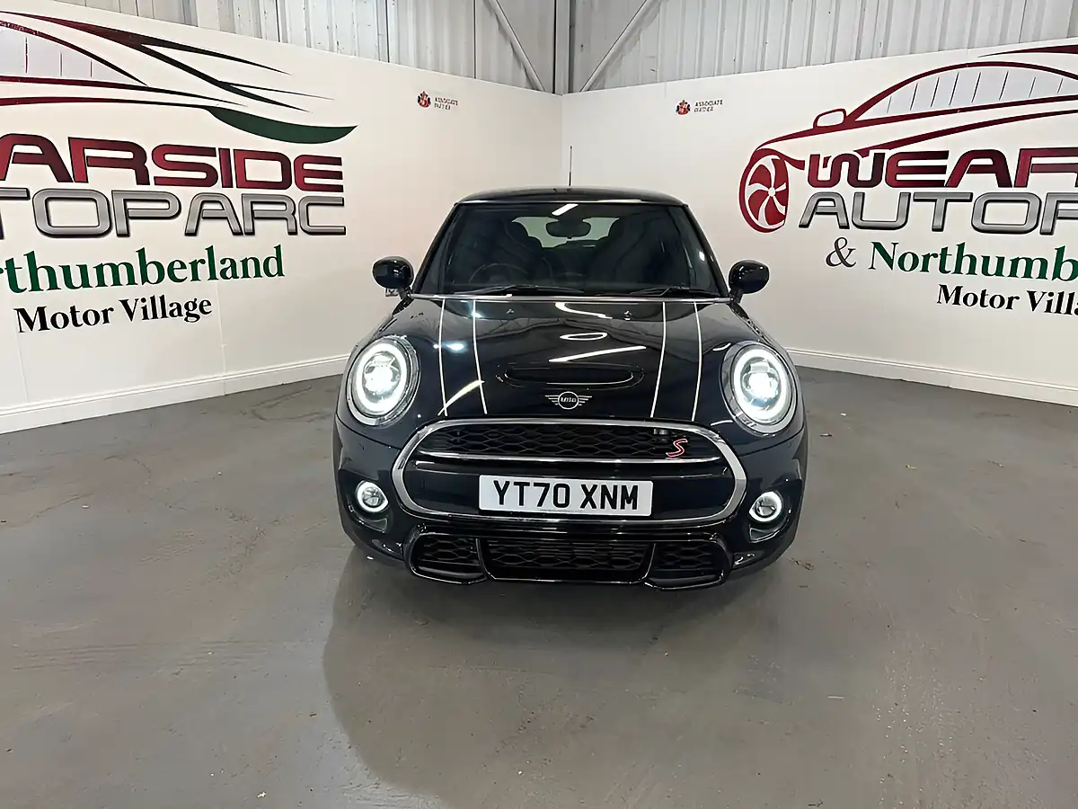 Used 2020 MINI Hatch Cooper S Sport Black - Interior and Exterior details 2