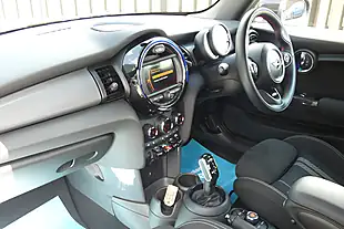 Used 2020 MINI Hatch Cooper Sport Midnight Black - Interior and Exterior details 10
