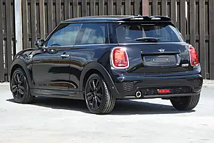 Used 2020 MINI Hatch Cooper Sport Midnight Black - Interior and Exterior details 4