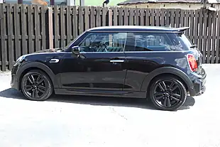 Used 2020 MINI Hatch Cooper Sport Midnight Black - Interior and Exterior details 5