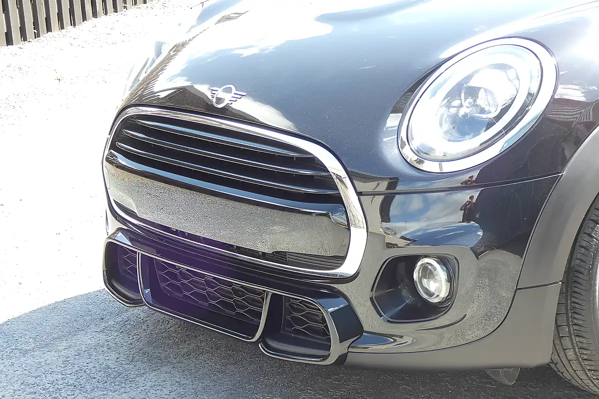 Used 2020 MINI Hatch Cooper Sport Midnight Black - Interior and Exterior details 7