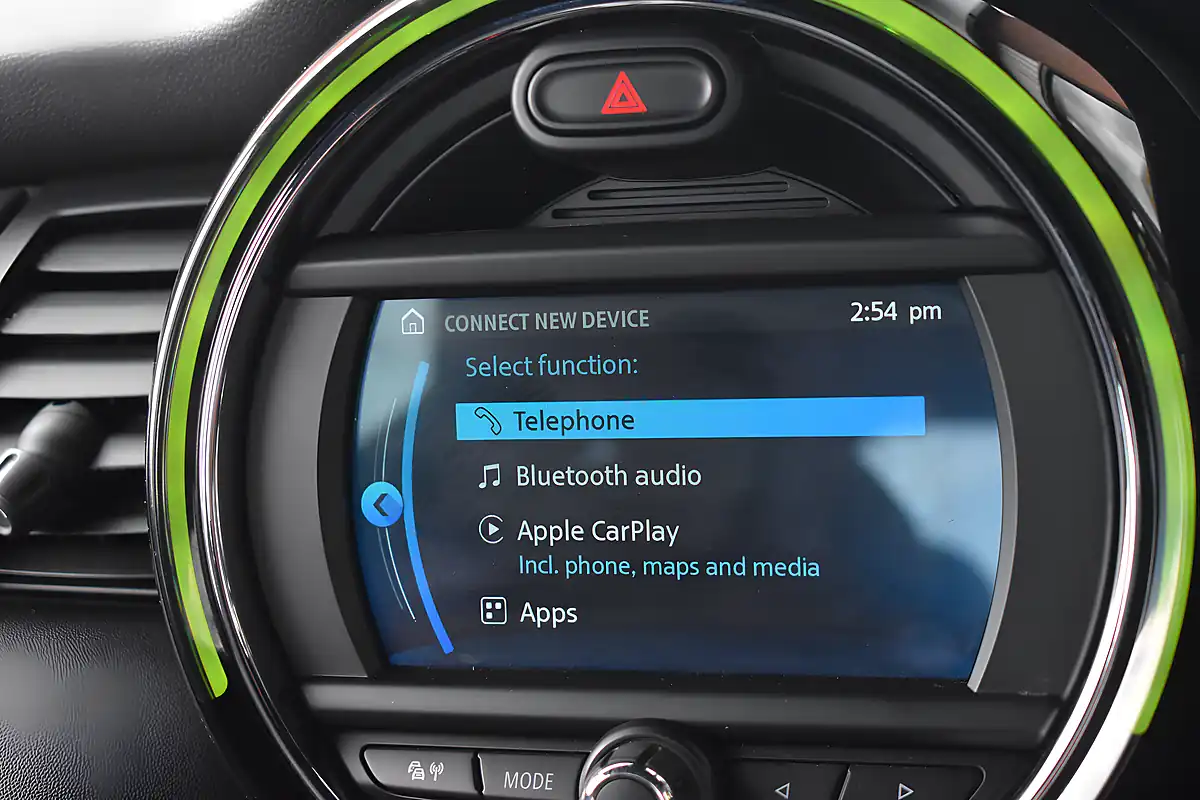 Used 2020 MINI Hatch Cooper Sport Midnight Black - Interior and Exterior details 18