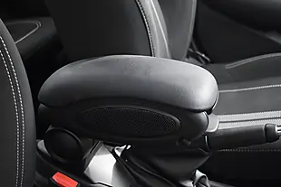 Used 2020 MINI Hatch Cooper Sport Midnight Black - Interior and Exterior details 19