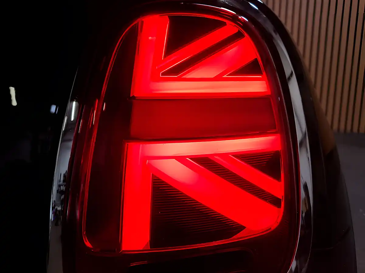 Used 2020 MINI Hatch Cooper Sport Midnight Black Metallic - Interior and Exterior details 10
