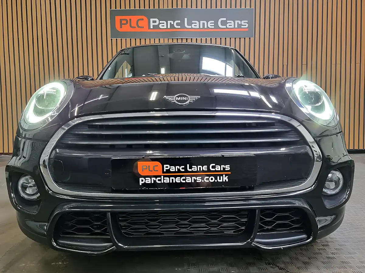 Used 2020 MINI Hatch Cooper Sport Midnight Black Metallic - Interior and Exterior details 7