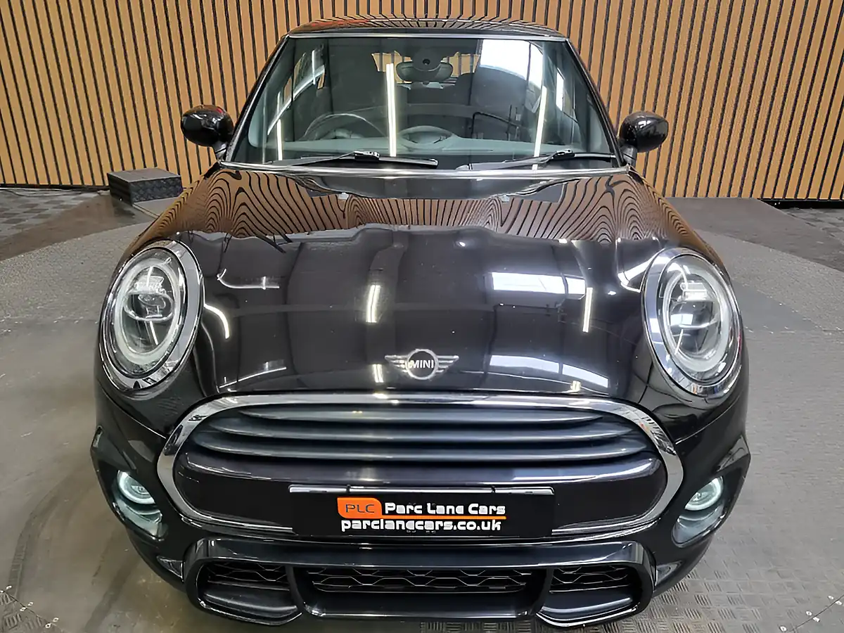 Used 2020 MINI Hatch Cooper Sport Midnight Black Metallic - Interior and Exterior details 8