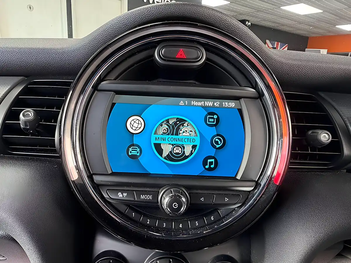 Used 2020 MINI Hatch Cooper Sport Red - Interior and Exterior details 13